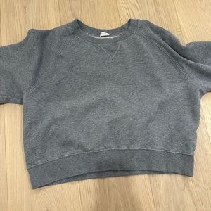 brandy Melville grey crew neck almost perfect condition